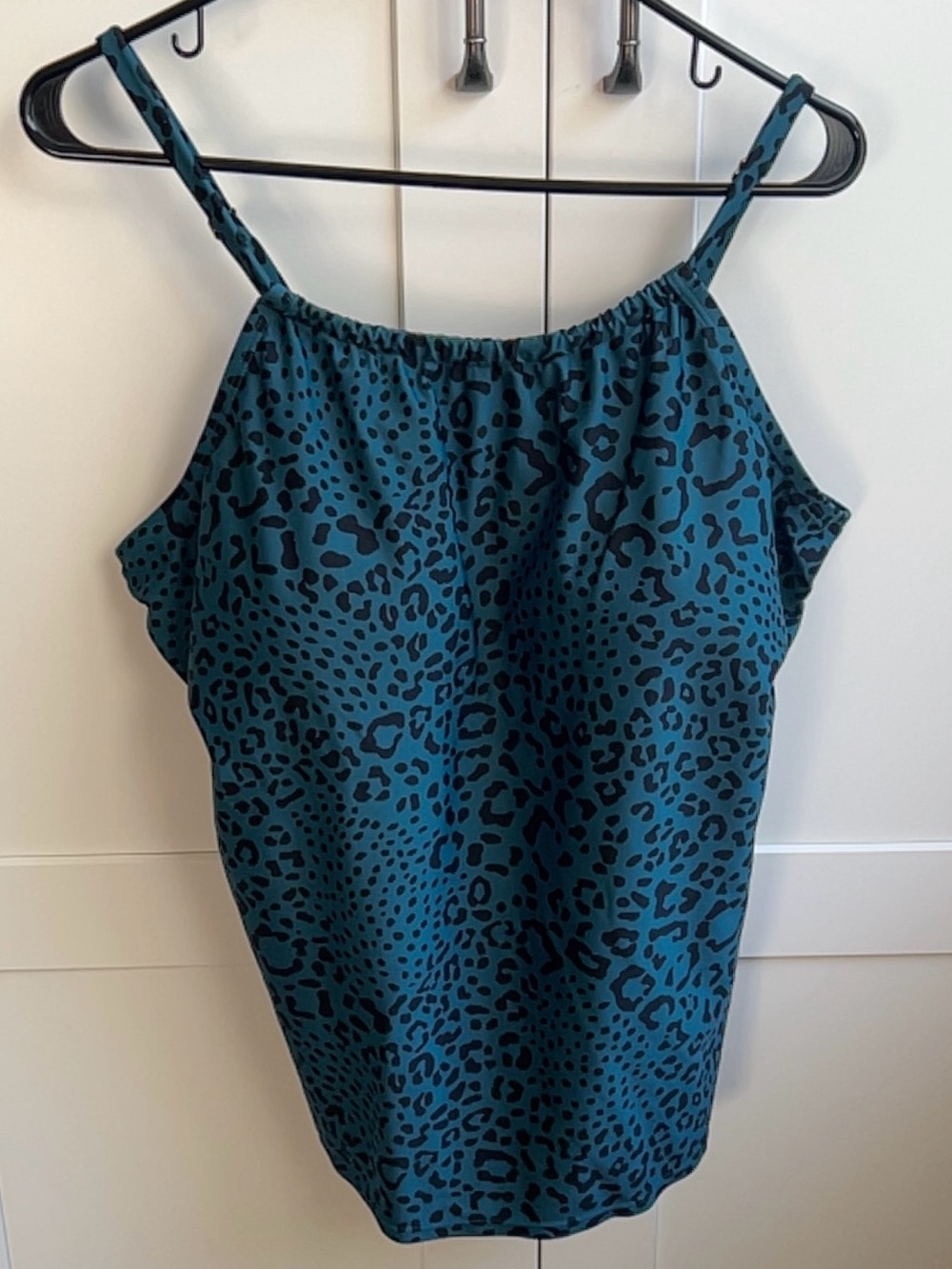 Kona Sol Black and Teal Swim Top